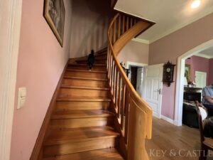 Treppe zur oberen Wohnung